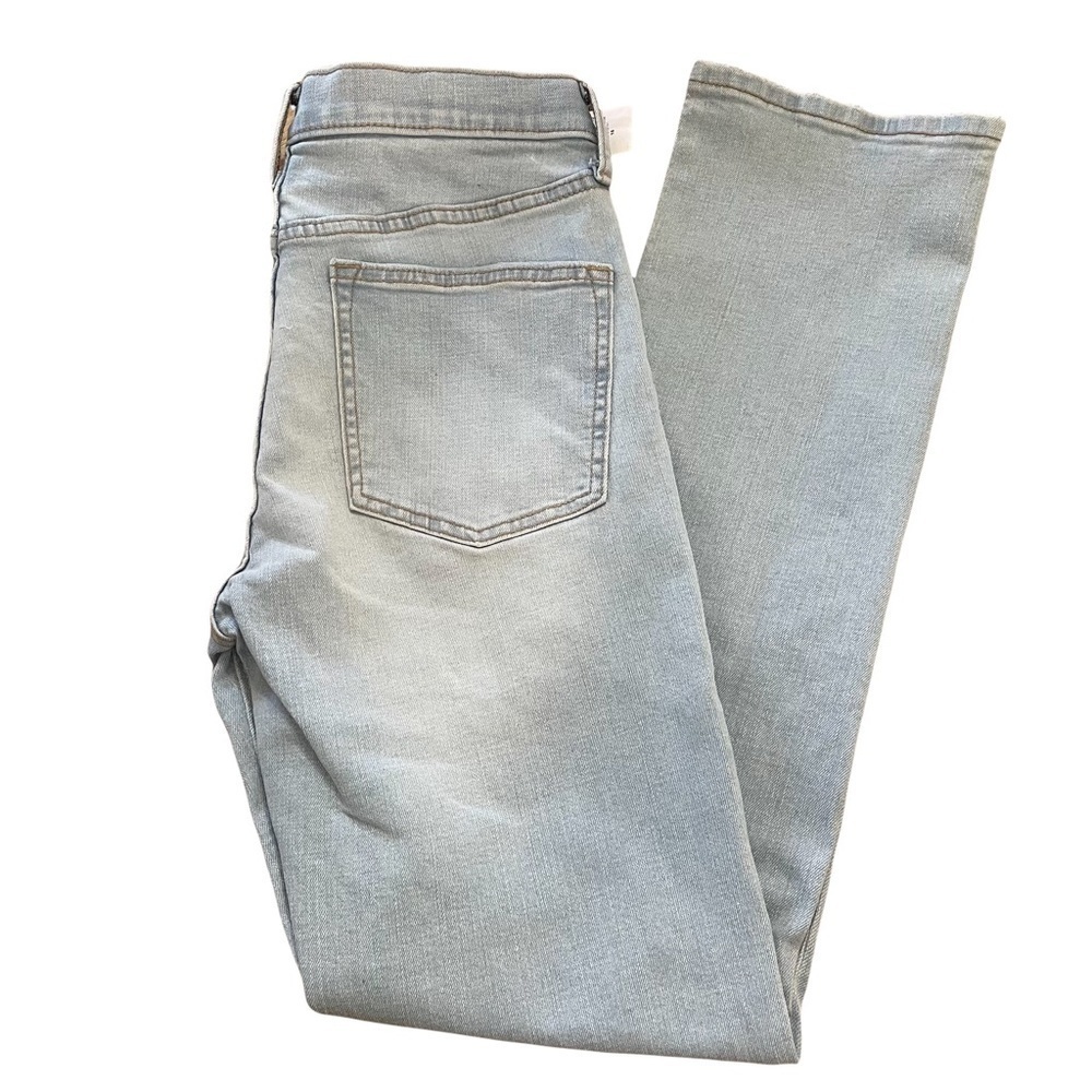 Old Navy Karate Slim Built in Flex Max Jeans - NWT Size 16